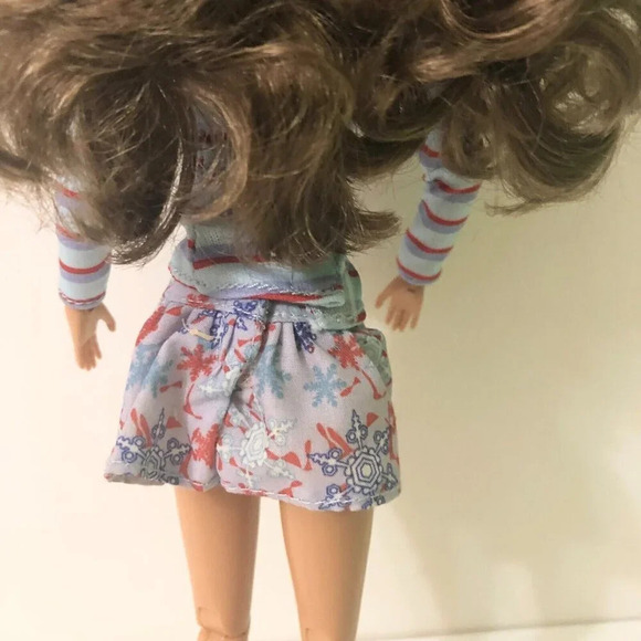 Liv Doll Katie with Brunette Wig with  Hat Articulated Doll - Picture 8 of 16